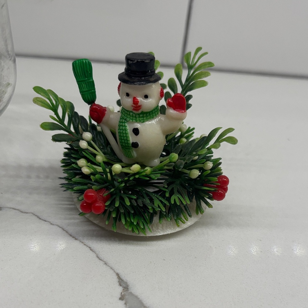 Vtg 1970 Flambouyant's Floating Christmas plastic snowman